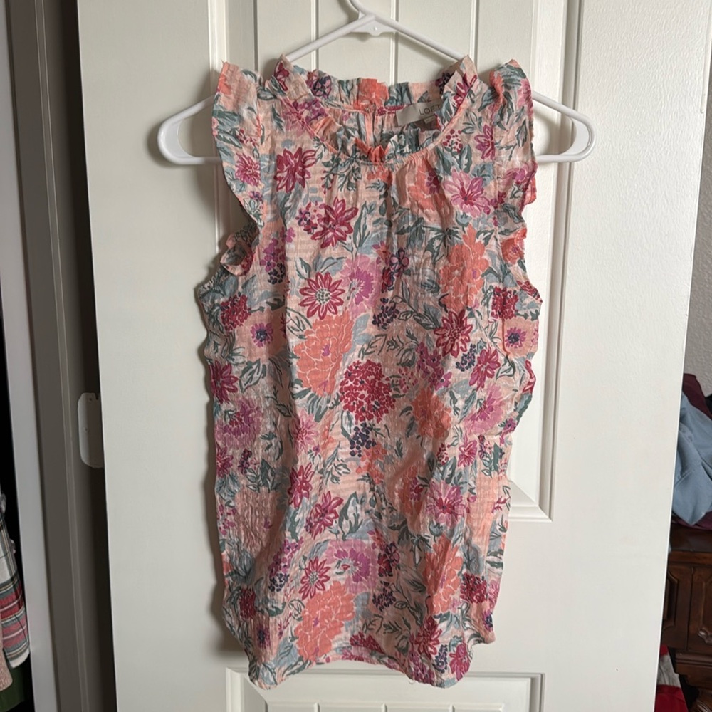 Pink floral ruffle crepe top XS
